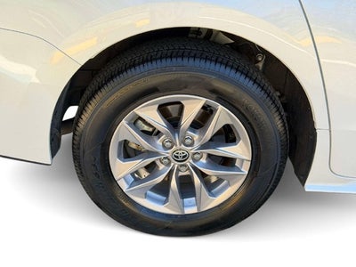 2026 Toyota Sienna XLE 8 Passenger