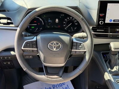 2026 Toyota Sienna XLE 8 Passenger