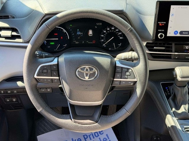 2026 Toyota Sienna XLE 8 Passenger