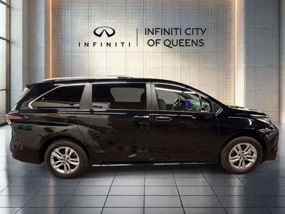 2026 Toyota Sienna Limited 7 Passenger