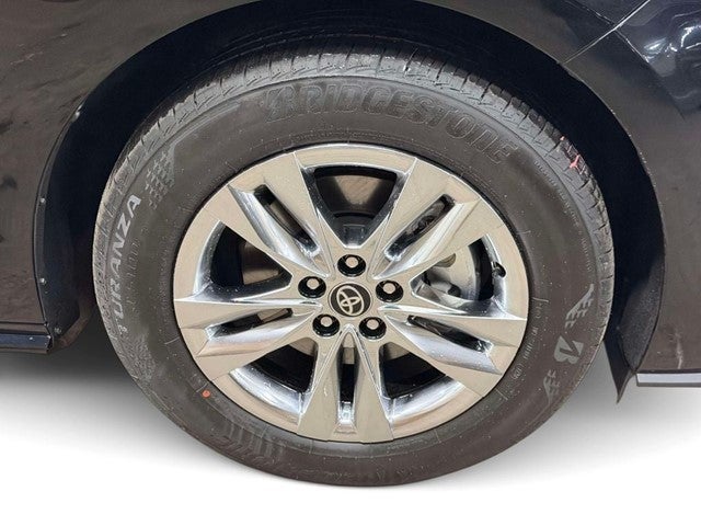 2026 Toyota Sienna Limited 7 Passenger