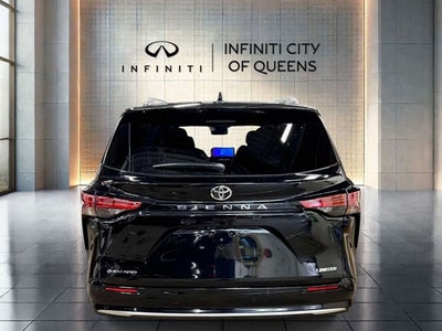 2026 Toyota Sienna Limited 7 Passenger