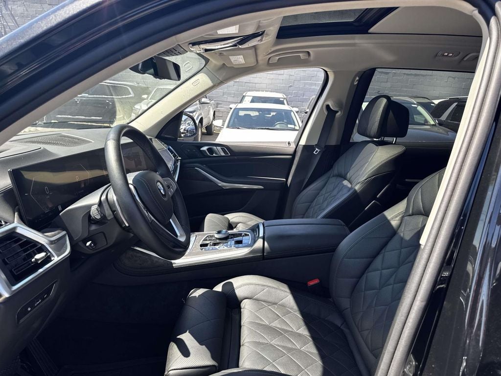 2024 BMW X7 xDrive40i