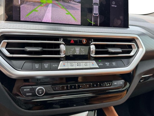 2024 BMW X4 xDrive30i