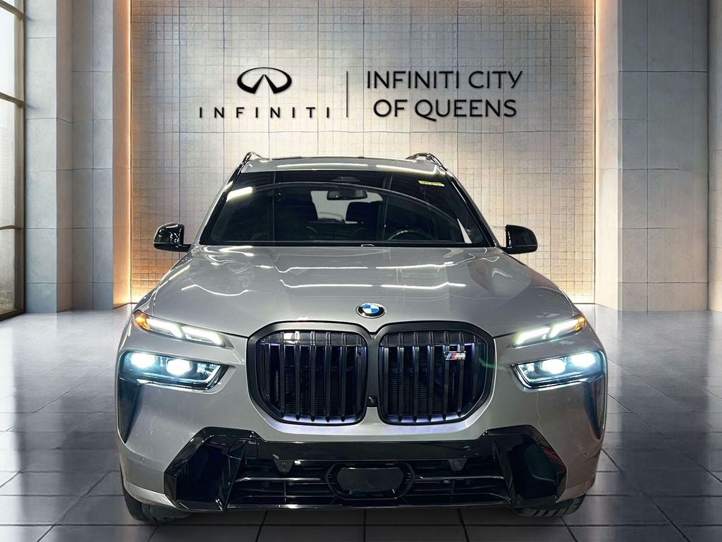 2024 BMW X7 M60i