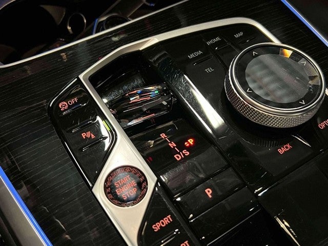 2024 BMW X7 M60i