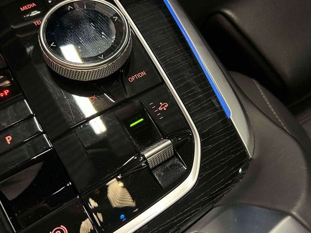2024 BMW X7 M60i
