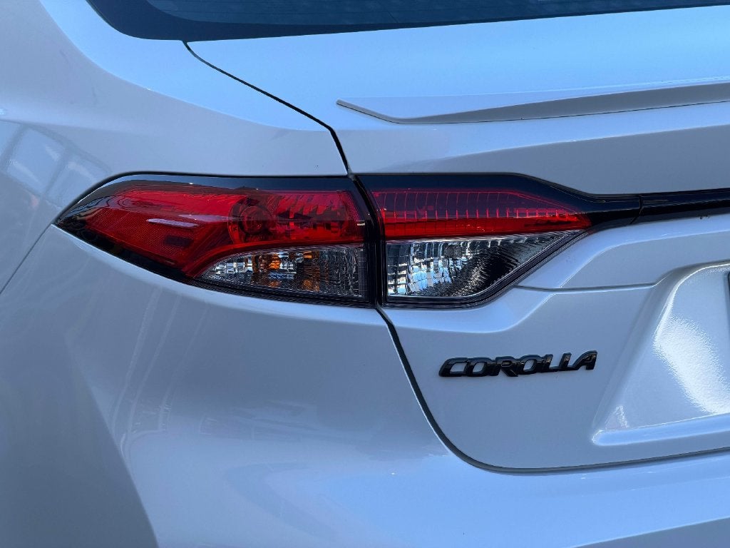 2027 Toyota Corolla SE