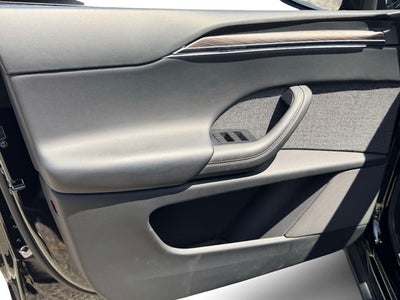 2023 Tesla Model X Base