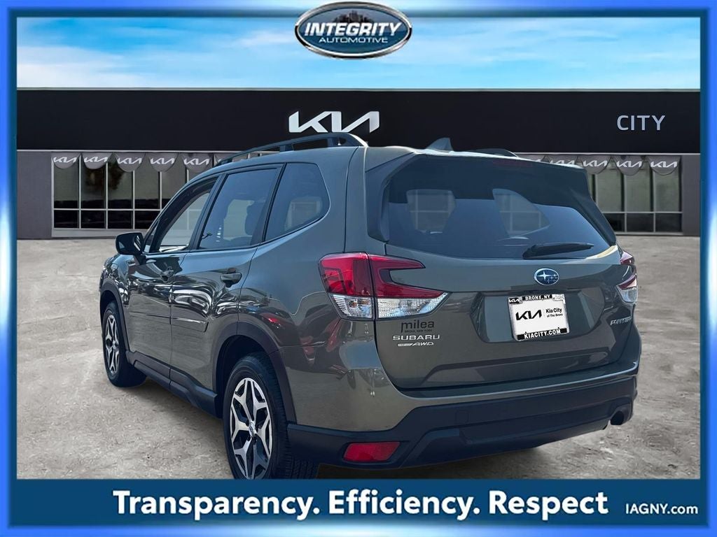 2023 Subaru Forester Premium