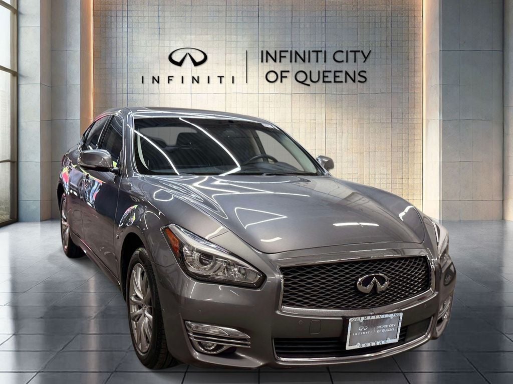 2019 INFINITI Q70 3.7 LUXE AWD