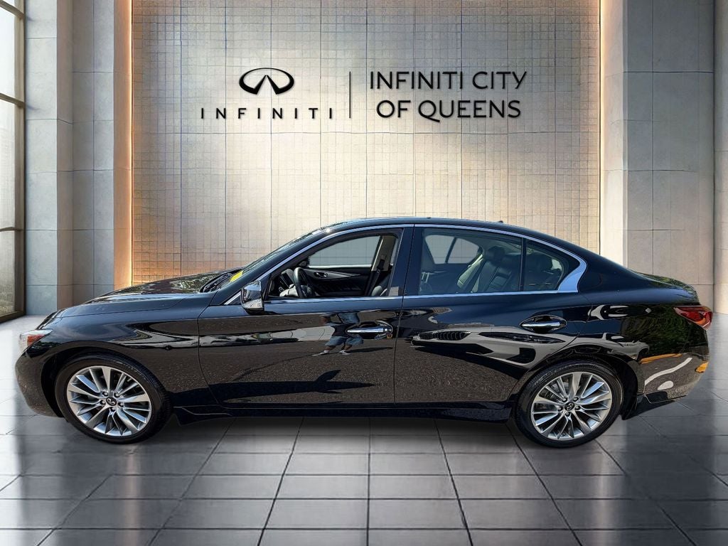2023 INFINITI Q50 LUXE