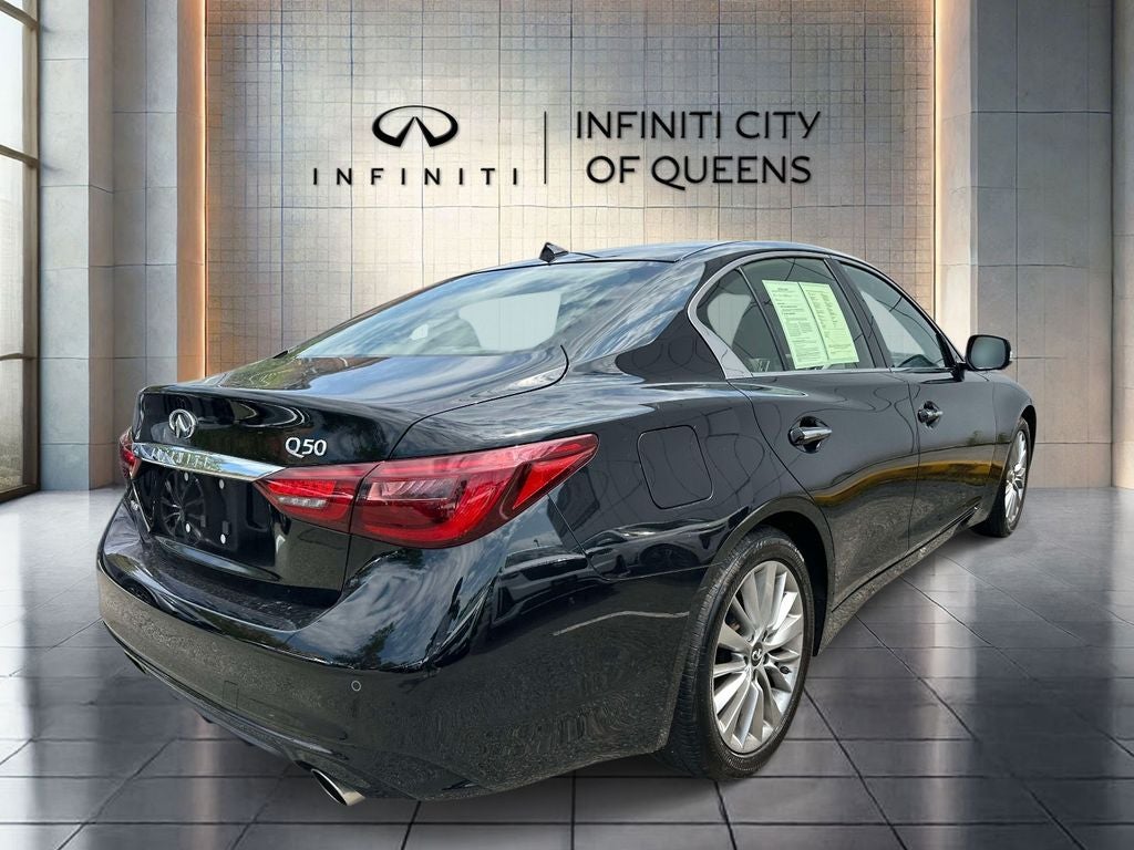 2023 INFINITI Q50 LUXE
