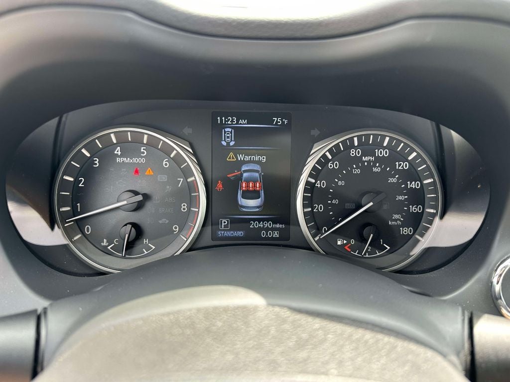 2023 INFINITI Q50 LUXE
