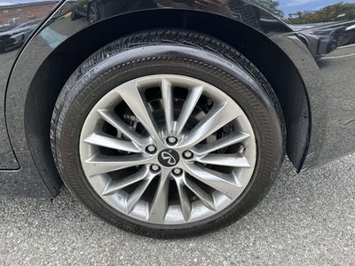 2023 INFINITI Q50 LUXE