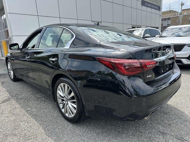 2023 INFINITI Q50 LUXE