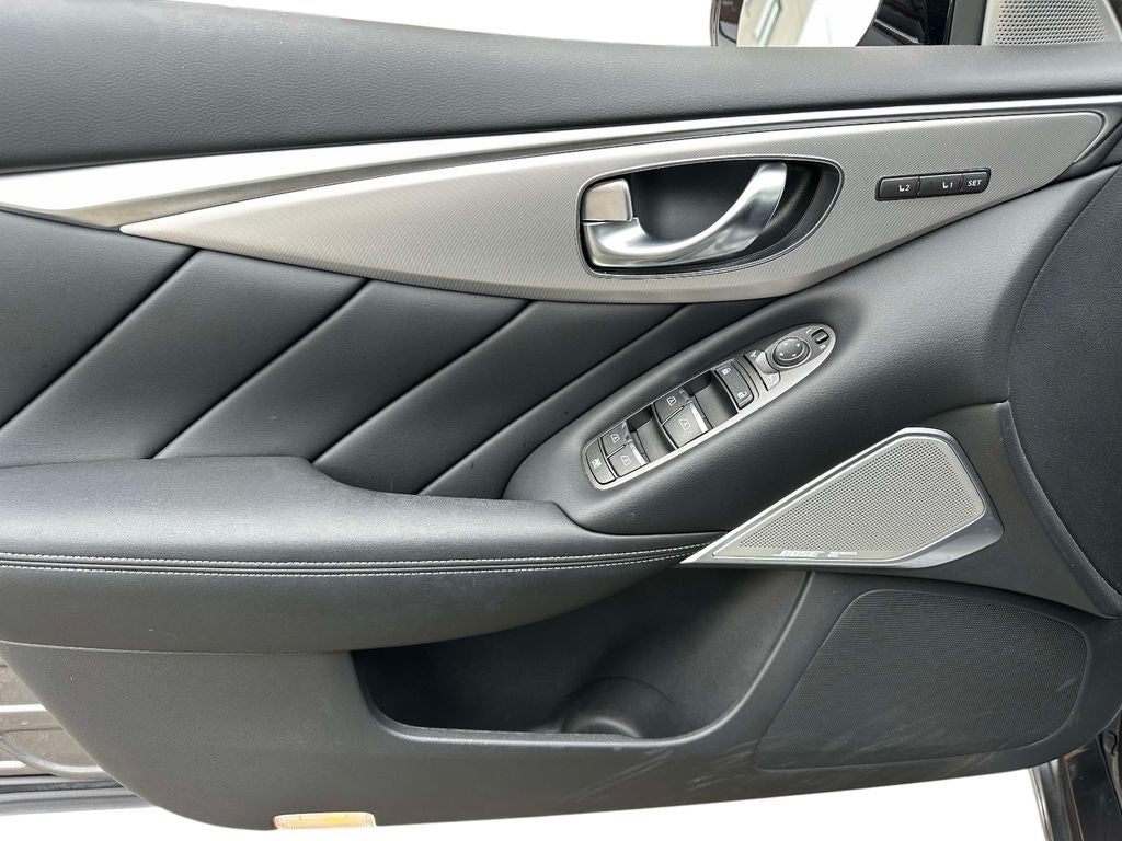 2023 INFINITI Q50 LUXE AWD