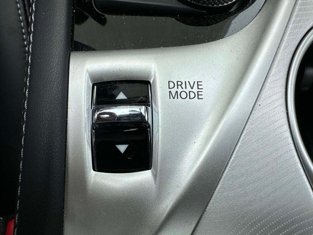 2023 INFINITI Q50 LUXE AWD