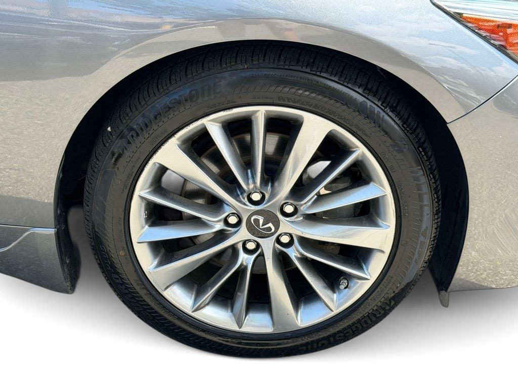 2023 INFINITI Q50 LUXE