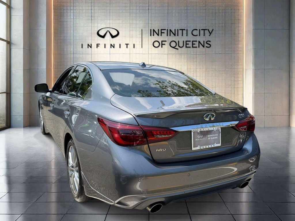 2023 INFINITI Q50 LUXE