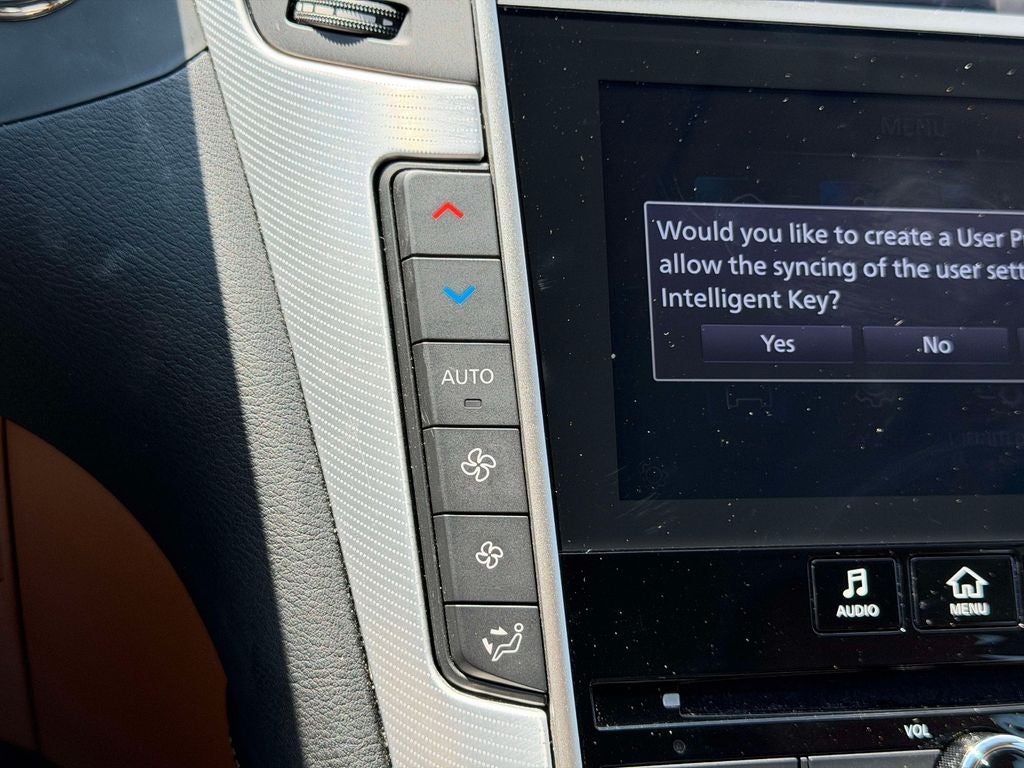 2023 INFINITI Q50 LUXE