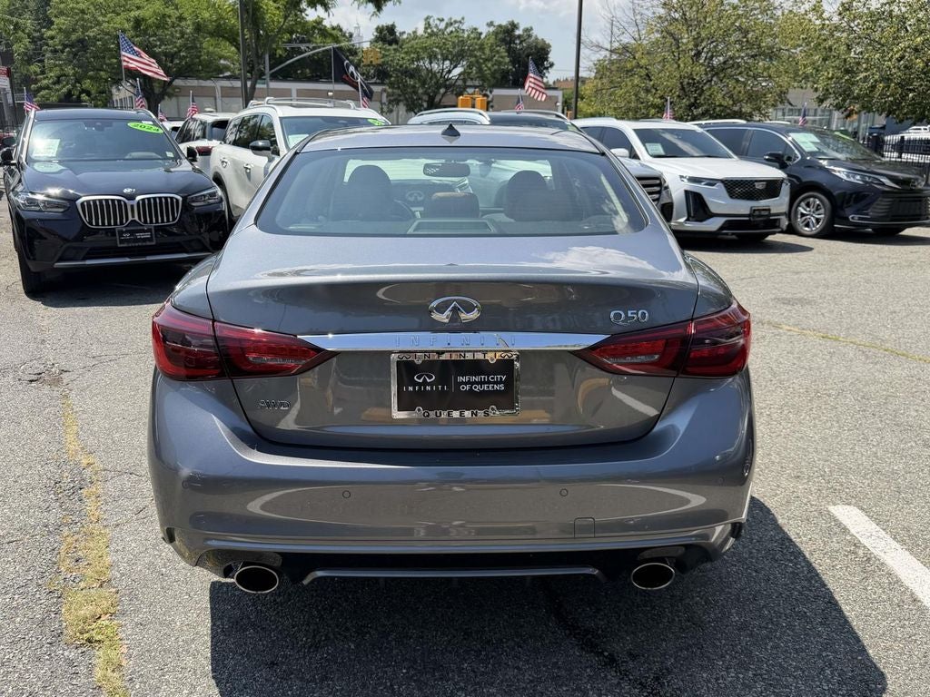 2023 INFINITI Q50 LUXE