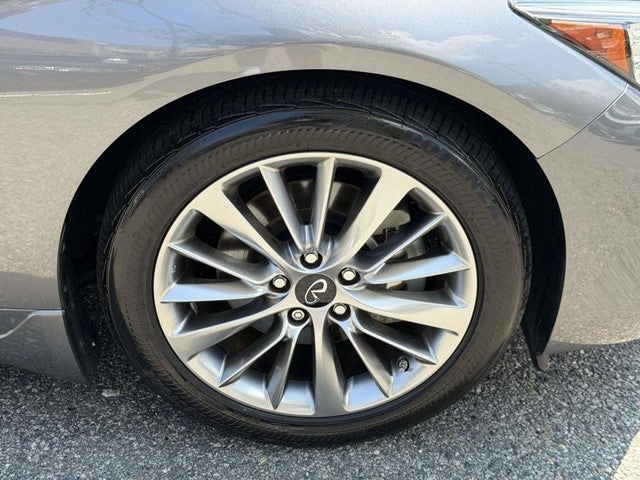 2023 INFINITI Q50 LUXE