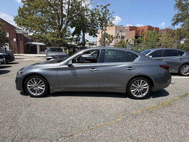 2023 INFINITI Q50 LUXE