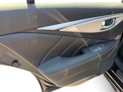 2023 INFINITI Q50 LUXE