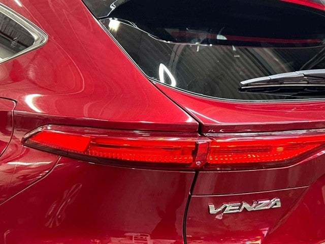 2022 Toyota Venza XLE