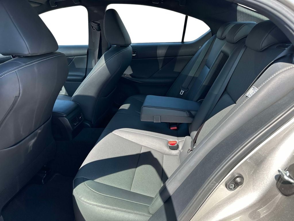2021 Lexus IS 300