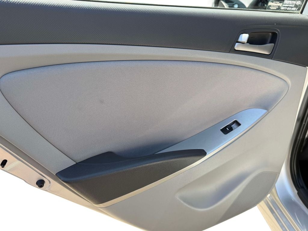2017 Hyundai Accent Value Edition