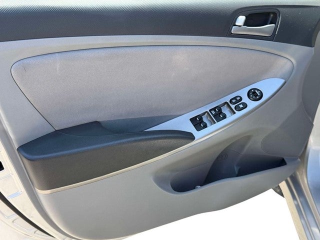 2017 Hyundai Accent Value Edition