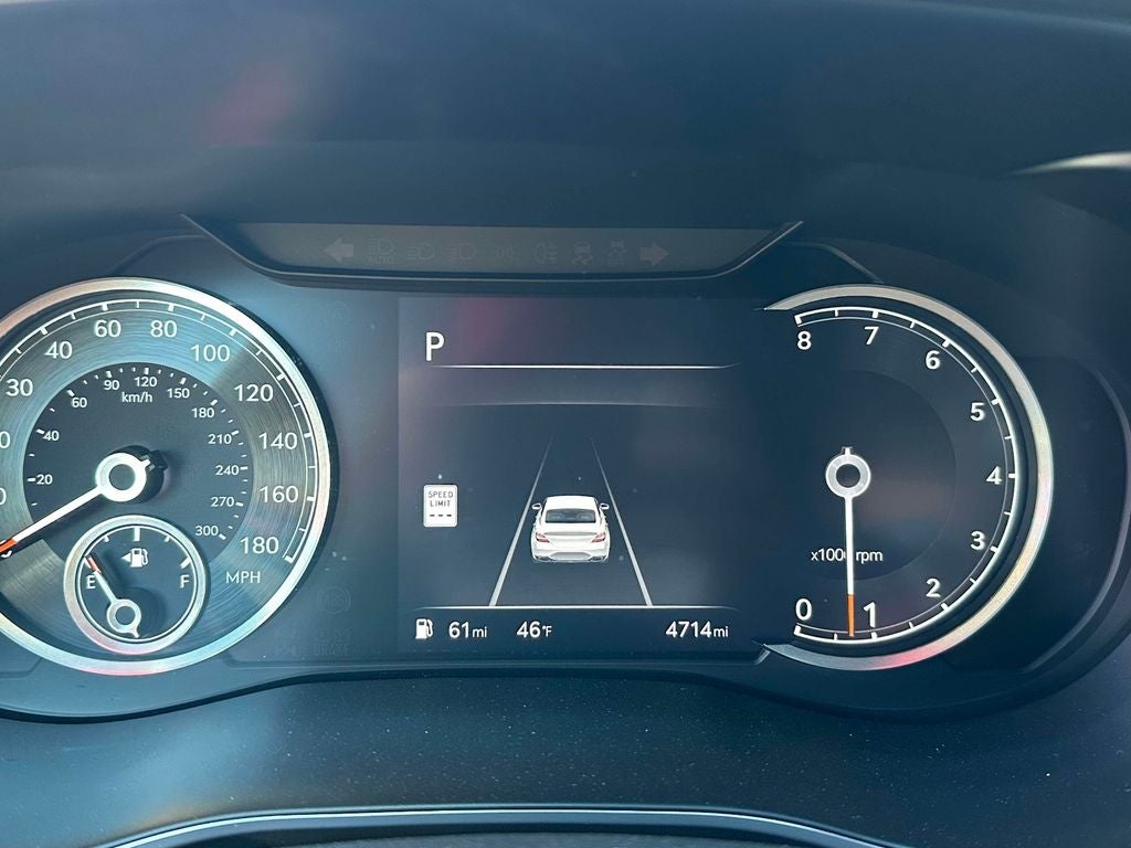 2025 Genesis G70 2.5T
