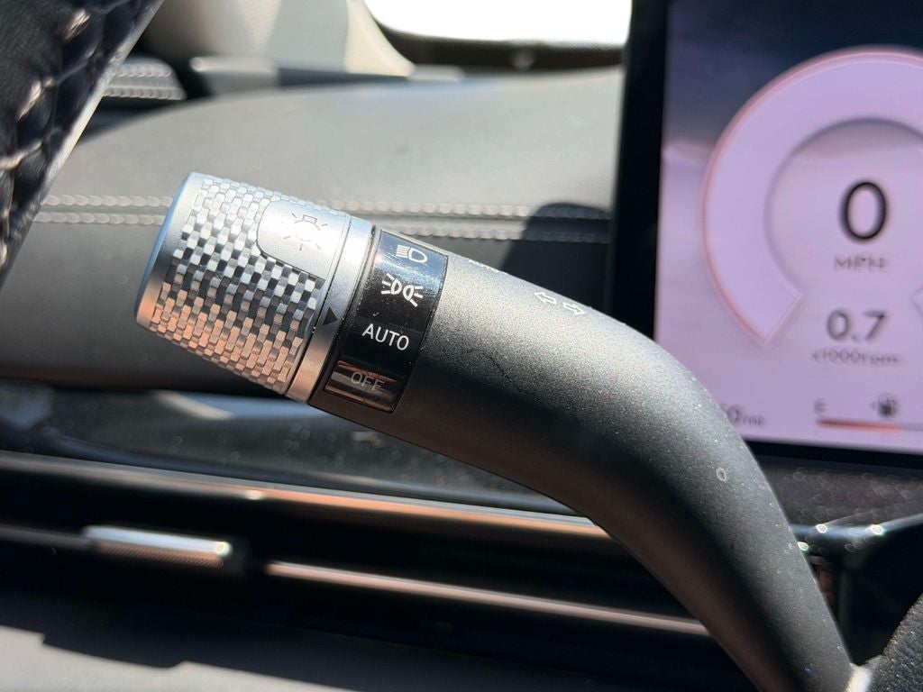 2025 Genesis GV80 2.5T