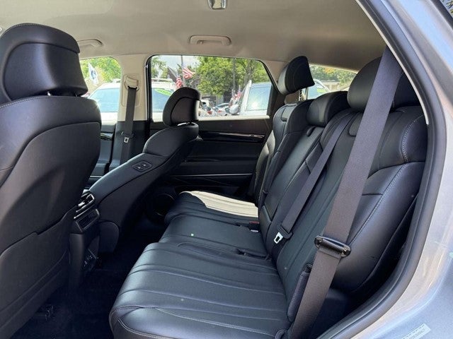 2025 Genesis GV80 2.5T