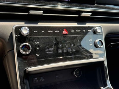 2025 Genesis GV80 2.5T