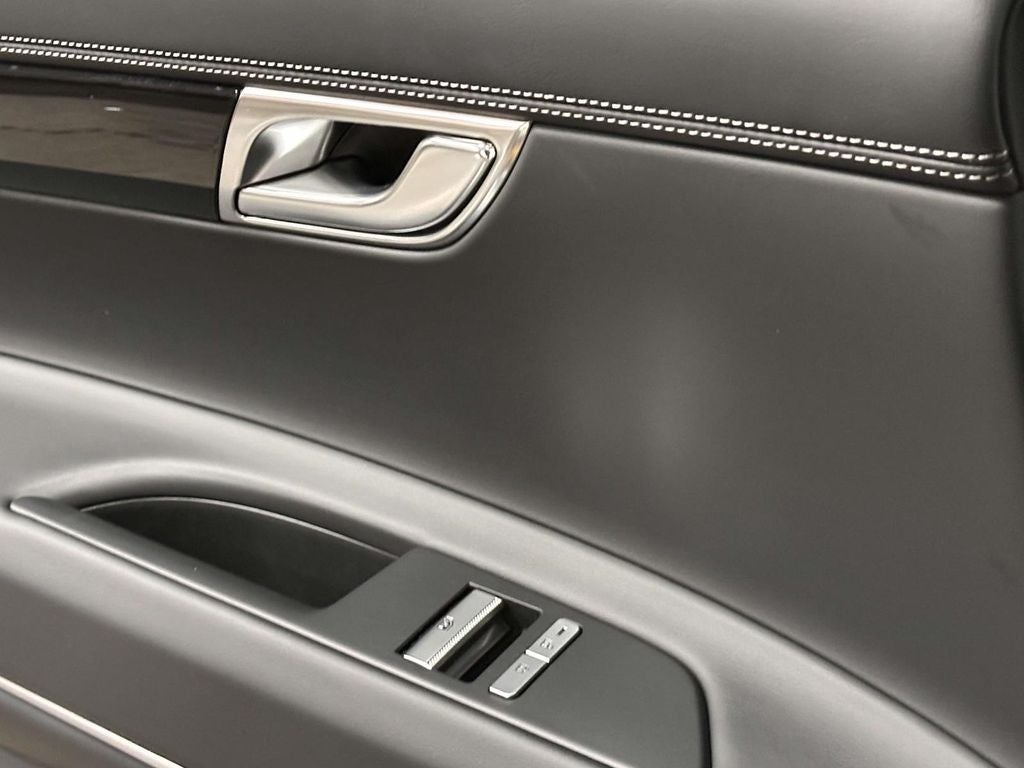 2026 Genesis GV80 2.5T