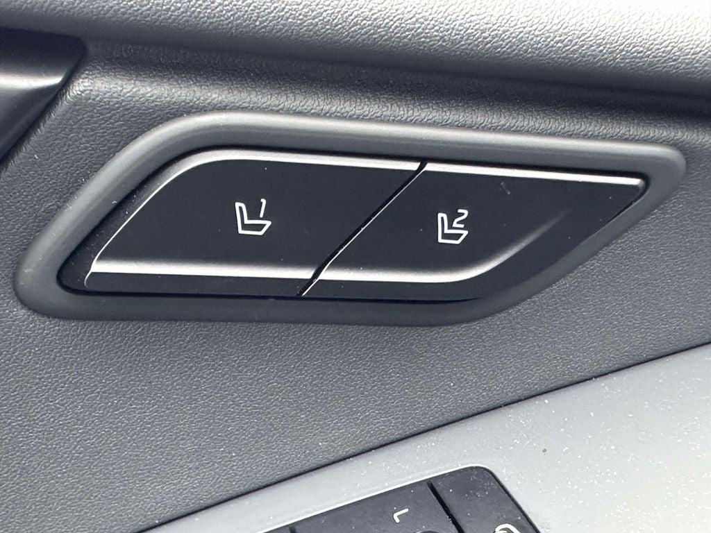 2025 Kia Niro Plug-In Hybrid SX