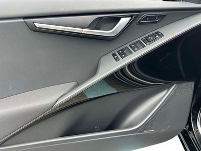 2025 Kia Niro Plug-In Hybrid SX