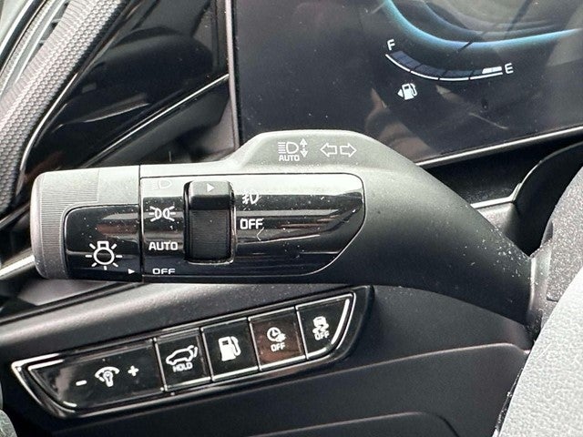 2025 Kia Niro Plug-In Hybrid SX