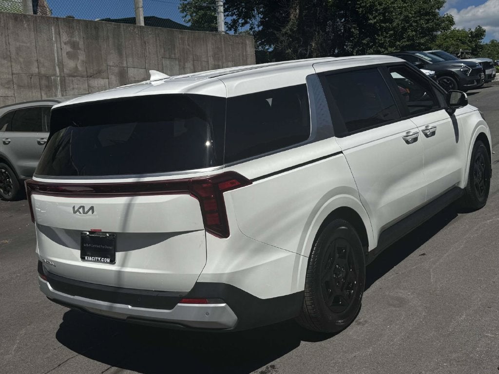 2026 Kia Carnival LXS