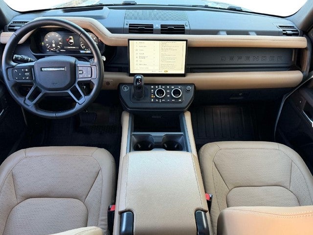 2025 Land Rover Defender 110 X-Dynamic SE