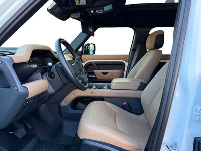 2025 Land Rover Defender 110 X-Dynamic SE