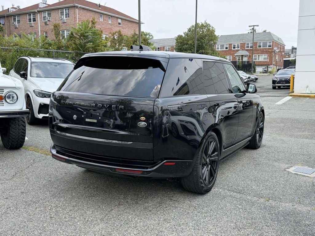 2023 Land Rover Range Rover SE