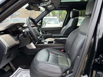 2023 Land Rover Range Rover SE