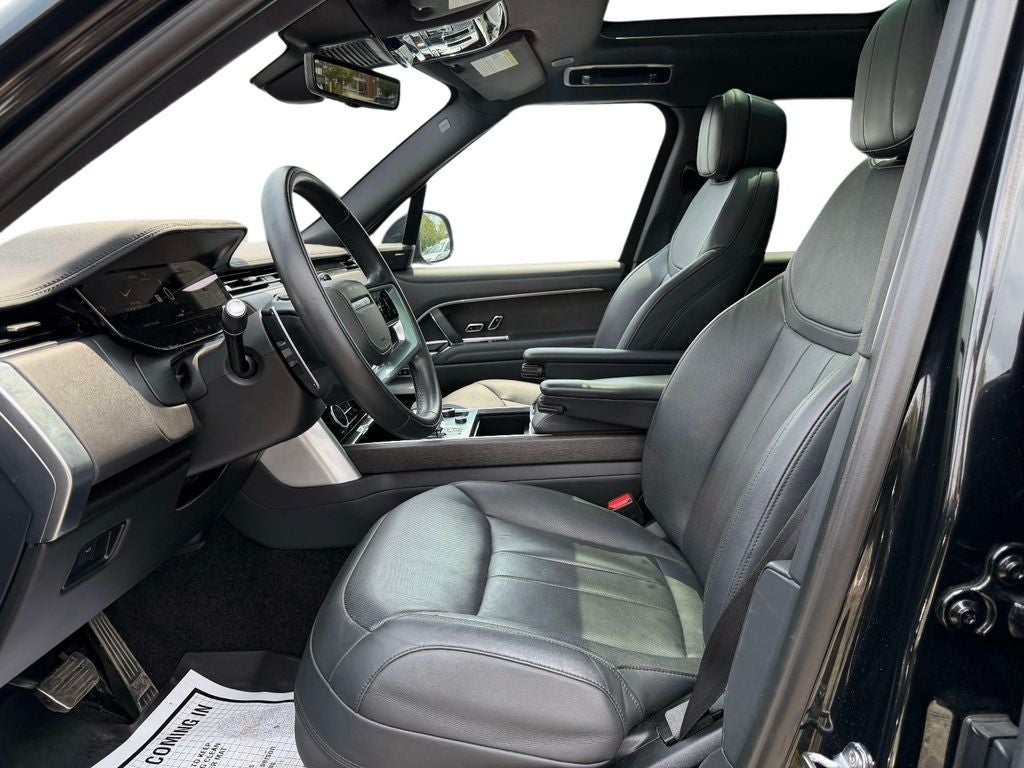 2023 Land Rover Range Rover SE