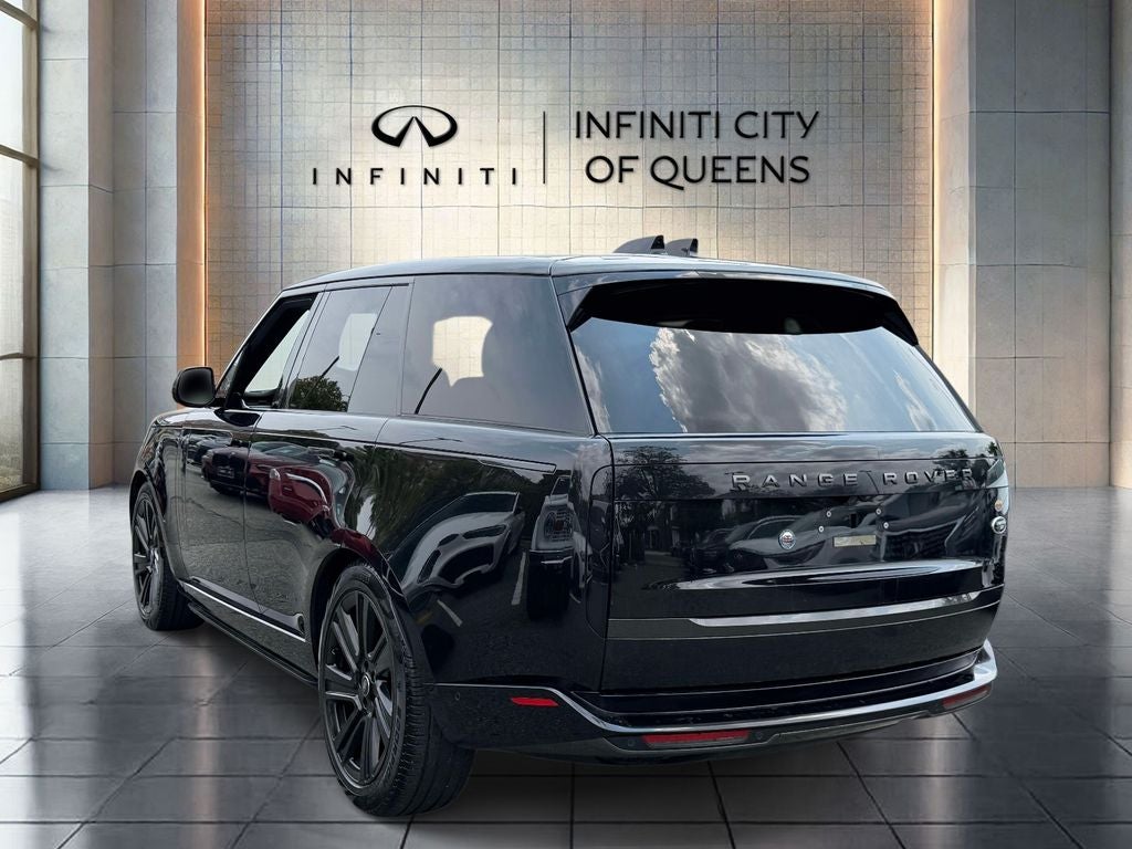 2023 Land Rover Range Rover SE