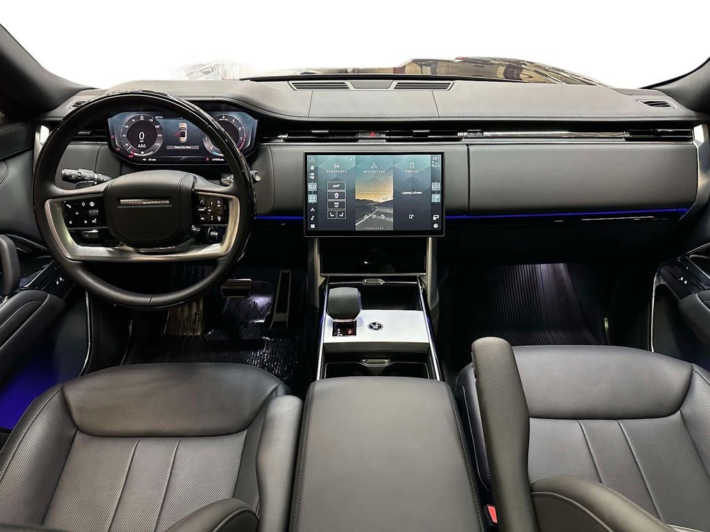 2025 Land Rover Range Rover SE