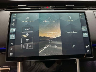 2025 Land Rover Range Rover SE